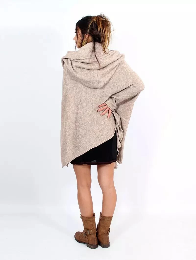 Cape à Capuche "Danae", Beige 6 Cape à Capuche "Danae", Beige – Image 6