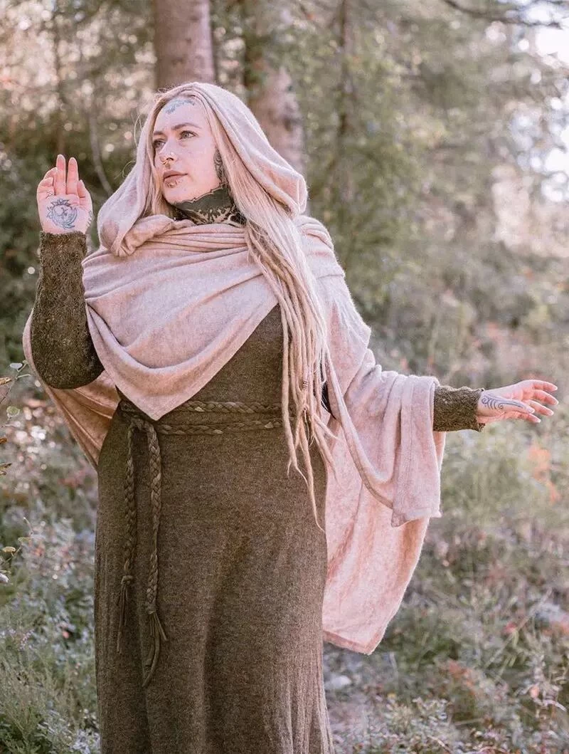 Cape à Capuche "Danae", Beige 3 Cape à Capuche "Danae", Beige – Image 3