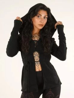 Gilet à Laçage Et Capuche "Awenäe", Noir -Magasin De Vêtements Pour Femmes gilet a lacage et capuche awenae noir p image 346065 grande