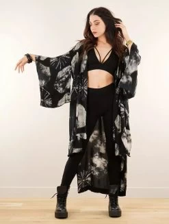 Gilet Kimono "Blosom", Noir Et Beige 9 Gilet Kimono "Blosom", Noir Et Beige -Magasin De Vêtements Pour Femmes gilet kimono blosom noir et beige p image 344850 grande