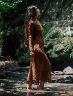 Gilet Long En Crochet "Boheme", Rouille 11 Gilet Long En Crochet "Boheme", Rouille -Magasin De Vêtements Pour Femmes gilet long en crochet boheme rouille p image 346173 grande