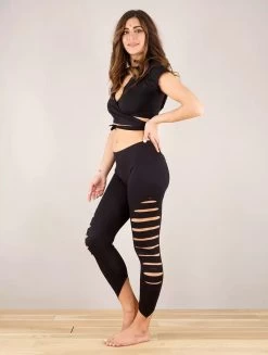 Legging Court Pointu Ajouré "Yaqui", Noir -Magasin De Vêtements Pour Femmes legging pointu yaqui noir p image 335705 grande