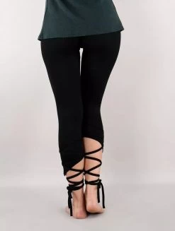 Legging Court Pointu "Lï-Jade", Noir 12 Legging Court Pointu "Lï-Jade", Noir -Magasin De Vêtements Pour Femmes leggings li jade noir p image 328050 grande