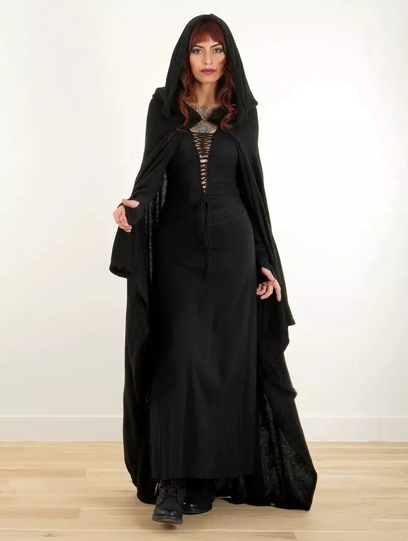 Longue Cape à Capuche "Danäa", Noir 1 Longue Cape à Capuche "Danäa", Noir