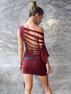 Robe "Elm Street", Rouge Foncé 9 Robe "Elm Street", Rouge Foncé -Magasin De Vêtements Pour Femmes p image 313601 grande