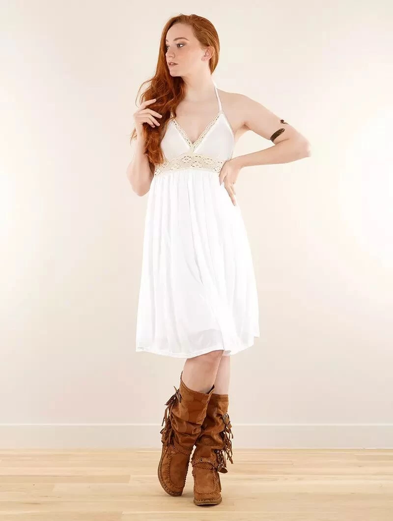 Robe Courte Dos Nu à Bretelles "Nolofinwe", Blanc 1 Robe Courte Dos Nu à Bretelles "Nolofinwe", Blanc