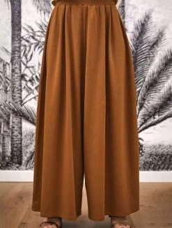 Pantalon Large évasé "Booh", Ocre -Magasin De Vêtements Pour Femmes pantalon large evase booh ocre p image 333970 grande
