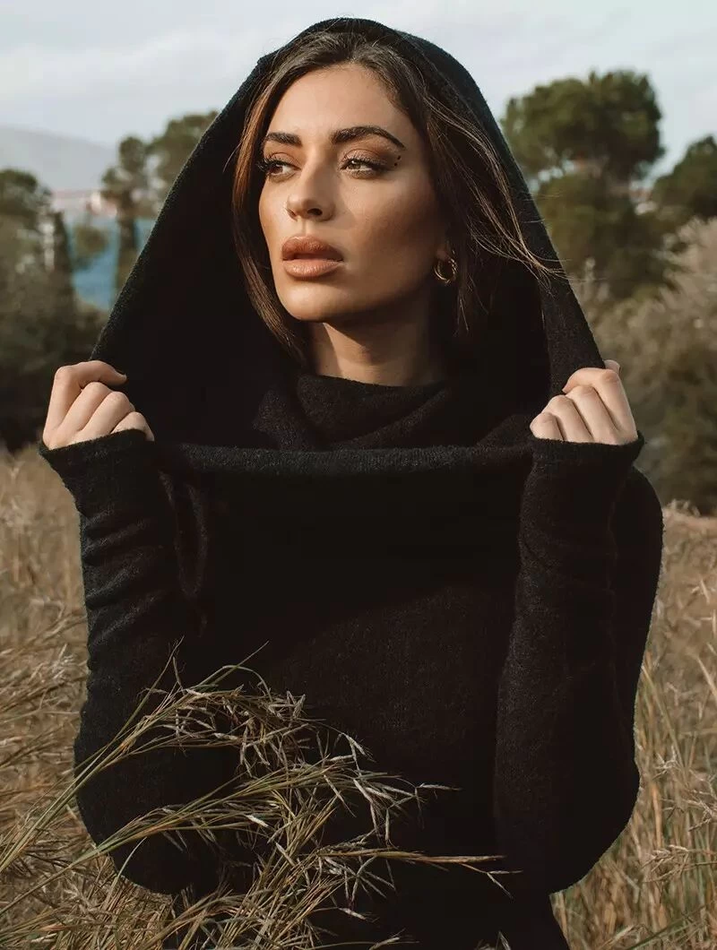 Pull à Gros Col "Mantra", Noir 2 Pull à Gros Col "Mantra", Noir – Image 2