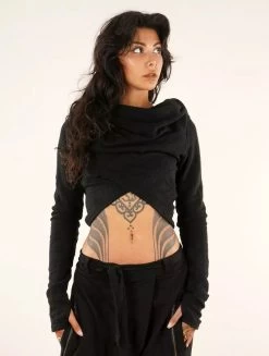 Pull Court "Nadjäa", Noir