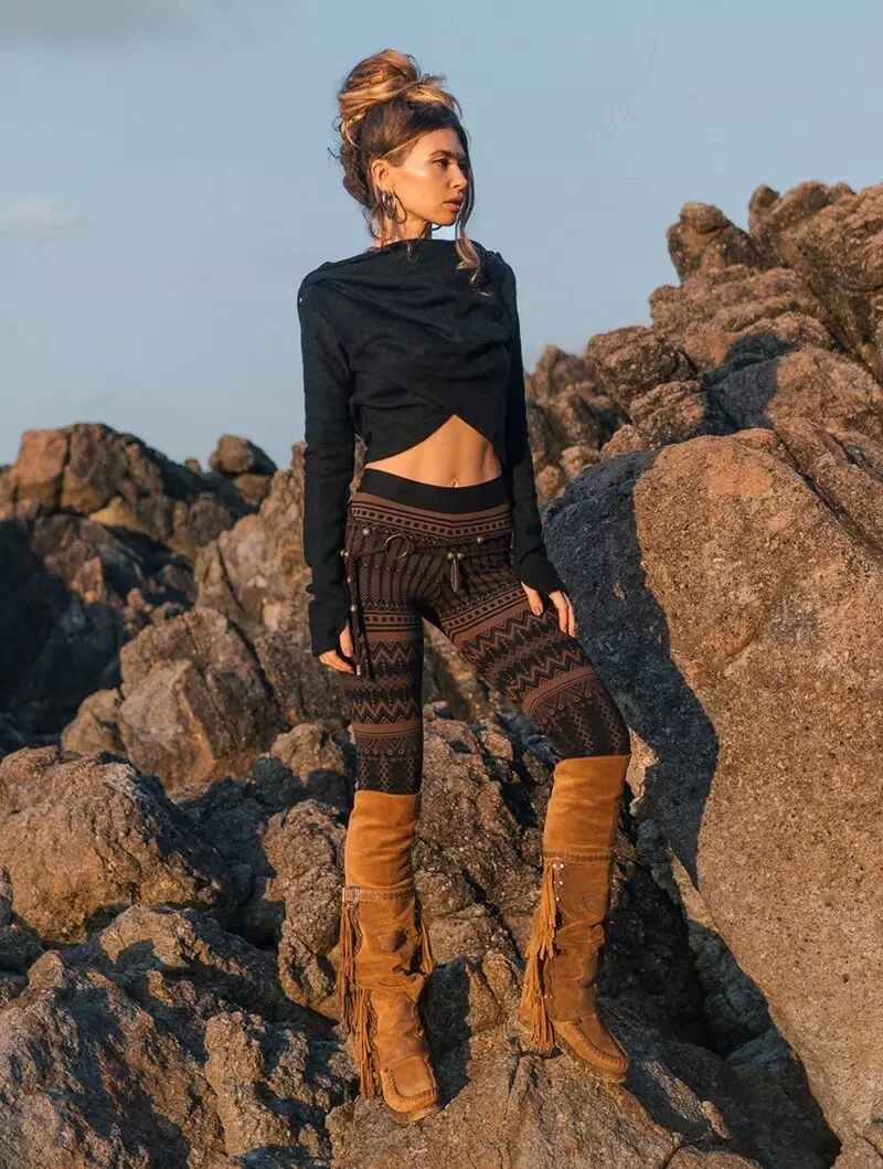 Pull Court "Nadjäa", Noir 4 Pull Court "Nadjäa", Noir – Image 4