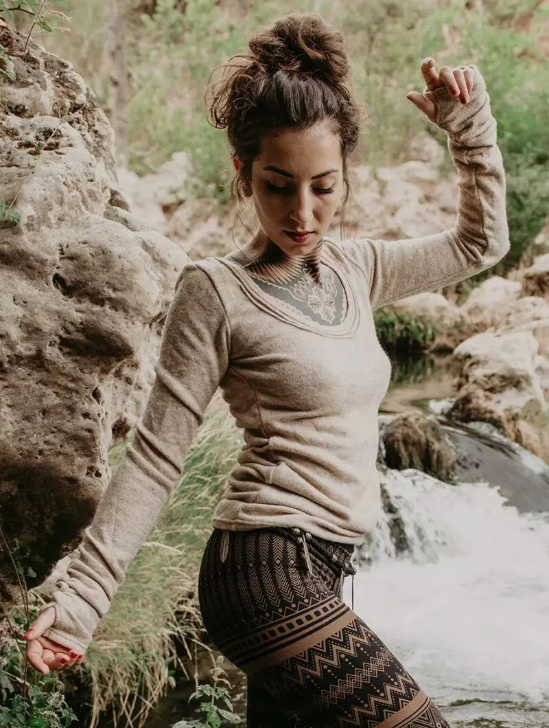 Pull "Ysïs", Beige 2 Pull "Ysïs", Beige – Image 2