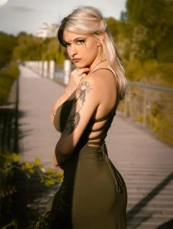 Robe Courte Dos Nu "Sunee", Vert Kaki 10 Robe Courte Dos Nu "Sunee", Vert Kaki -Magasin De Vêtements Pour Femmes robe courte sunee vert kaki p image 342705 grande