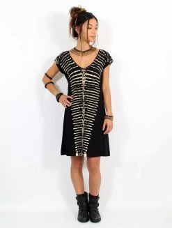 Robe "Crocodile", Noire 7 Robe "Crocodile", Noire -Magasin De Vêtements Pour Femmes robe crocodile noire p image 342121 grande