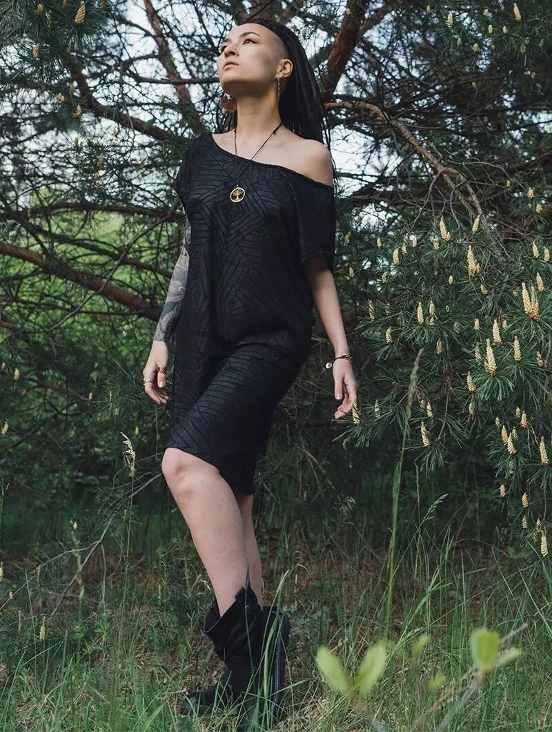 Robe Courte Et Loose Imprimée "Freedom", Noir 2 Robe Courte Et Loose Imprimée "Freedom", Noir – Image 2