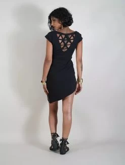 Robe Courte "Fringga", Noir -Magasin De Vêtements Pour Femmes robe fringga noir p image 320290 grande