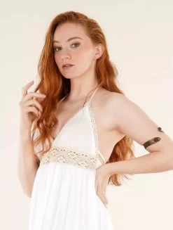 Robe Longue Dos Nu à Bretelles "Nolofinwe", Blanc 10 Robe Longue Dos Nu à Bretelles "Nolofinwe", Blanc -Magasin De Vêtements Pour Femmes robe longue a bretelles avec detail crochet nolofinwe blanc p image 340044 grande