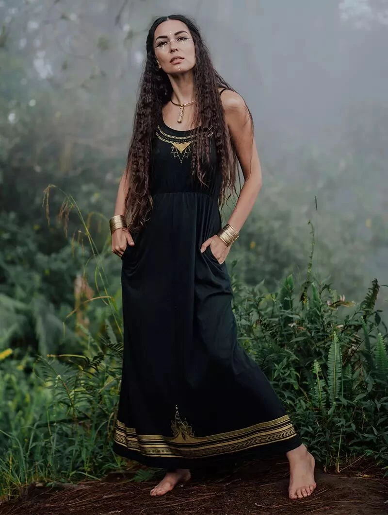 Robe Longue à Bretelles Imprimée "Lotus Oromë", Noir 1 Robe Longue à Bretelles Imprimée "Lotus Oromë", Noir