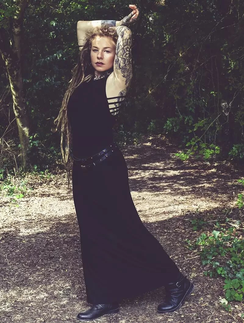 Robe Longue "Nayantara", Noir 7 Robe Longue "Nayantara", Noir – Image 7