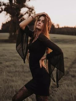 Robe à Manches Longues évasées "MoonSpell", Noir