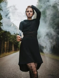 Robe Pull "Käliskä", Noir Et Marron