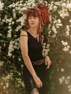 Robe Sans Manches "Aryäa", Noir 8 Robe Sans Manches "Aryäa", Noir -Magasin De Vêtements Pour Femmes robe sans manches aryaa noir p image 341667 grande