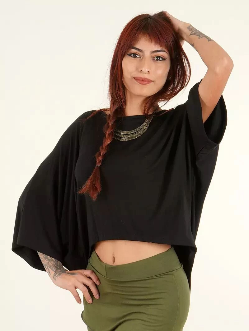 Crop Top à Manches Chauve-souris "Daedra", Noir 1 Crop Top à Manches Chauve-souris "Daedra", Noir