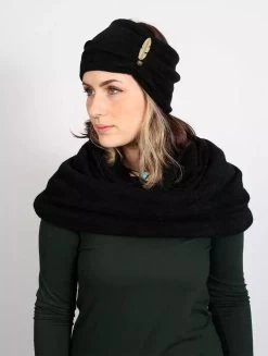 Bandeau Avec Plume "Aikköoz", Noir -Magasin De Vêtements Pour Femmes turban avec plume aikkooz noir p image 323226 grande